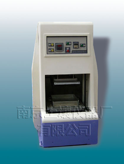 HLY-1型瀝青混合料輪碾成型機(jī)